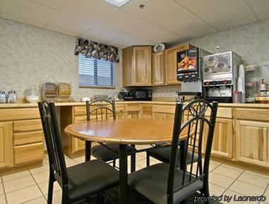 ซูเปอร์ 8 บาย วินด์แฮม คีน์สโตน/เมาน์รัชมอร์ Hotel คีย์สโตน ร้านอาหาร รูปภาพ