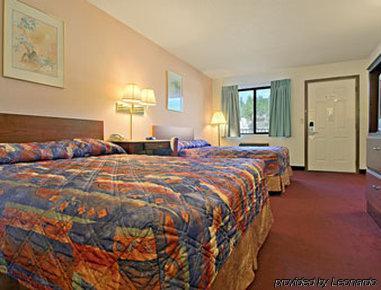 ซูเปอร์ 8 บาย วินด์แฮม คีน์สโตน/เมาน์รัชมอร์ Hotel คีย์สโตน ห้อง รูปภาพ